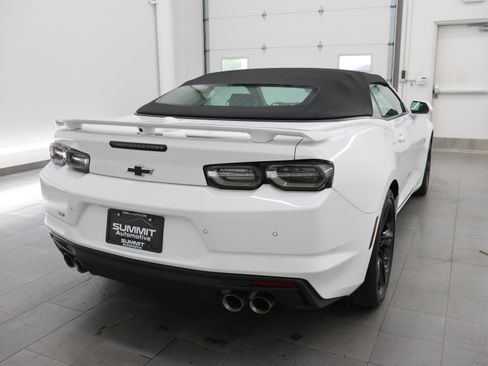 Used 2019 Chevrolet Camaro SS RWD image 4