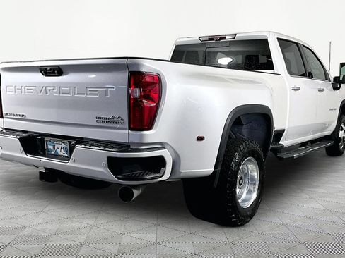 Used 2021 Chevrolet Silverado 3500 High Country AWD/4WD image 6