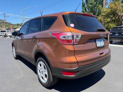 Used 2017 Ford Escape S FWD image 18