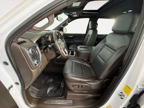 Used 2020 GMC Sierra 1500 Denali w/ Denali Ultimate Package AWD/4WD image 9