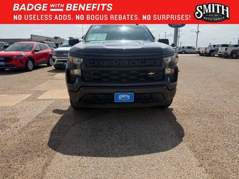 Used 2023 Chevrolet Silverado 1500 Custom RWD image 10