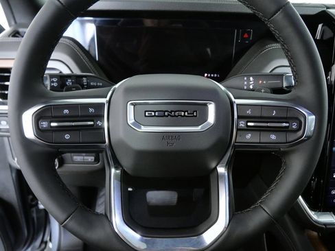 Used 2025 GMC Yukon Denali w/ Sun & Power Step Package AWD/4WD image 24
