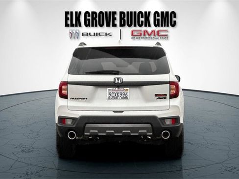 Used 2022 Honda Passport TrailSport image 5