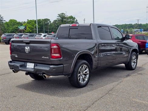 Used 2022 RAM 1500 Laramie w/ Sport Appearance Package AWD/4WD image 9