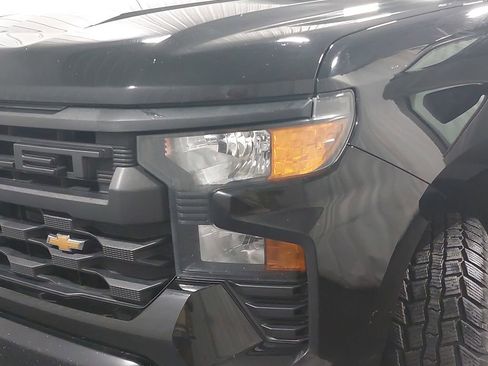 Used 2024 Chevrolet Silverado 1500 W/T w/ Z71 Off-Road Package image 31