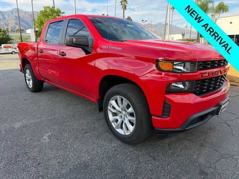 Used 2022 Chevrolet Silverado 1500 Custom RWD image 2