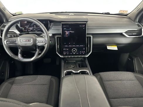 Used 2025 GMC Acadia Elevation w/ LPO, Floor Liner Package AWD/4WD image 10
