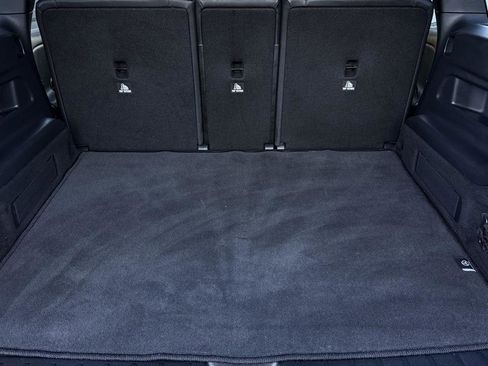 Used 2022 Mercedes-Benz EQB 300 4MATIC image 11