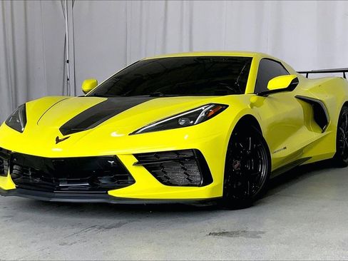 Used 2023 Chevrolet Corvette Stingray Preferred Conv w/ Z51 Performance Package image 2