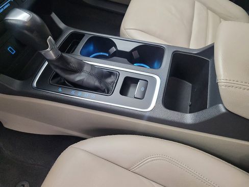 Used 2017 Ford Escape Titanium image 26