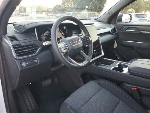 New 2026 GMC Acadia Elevation image 20