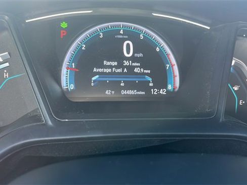 Used 2020 Honda Civic LX image 9