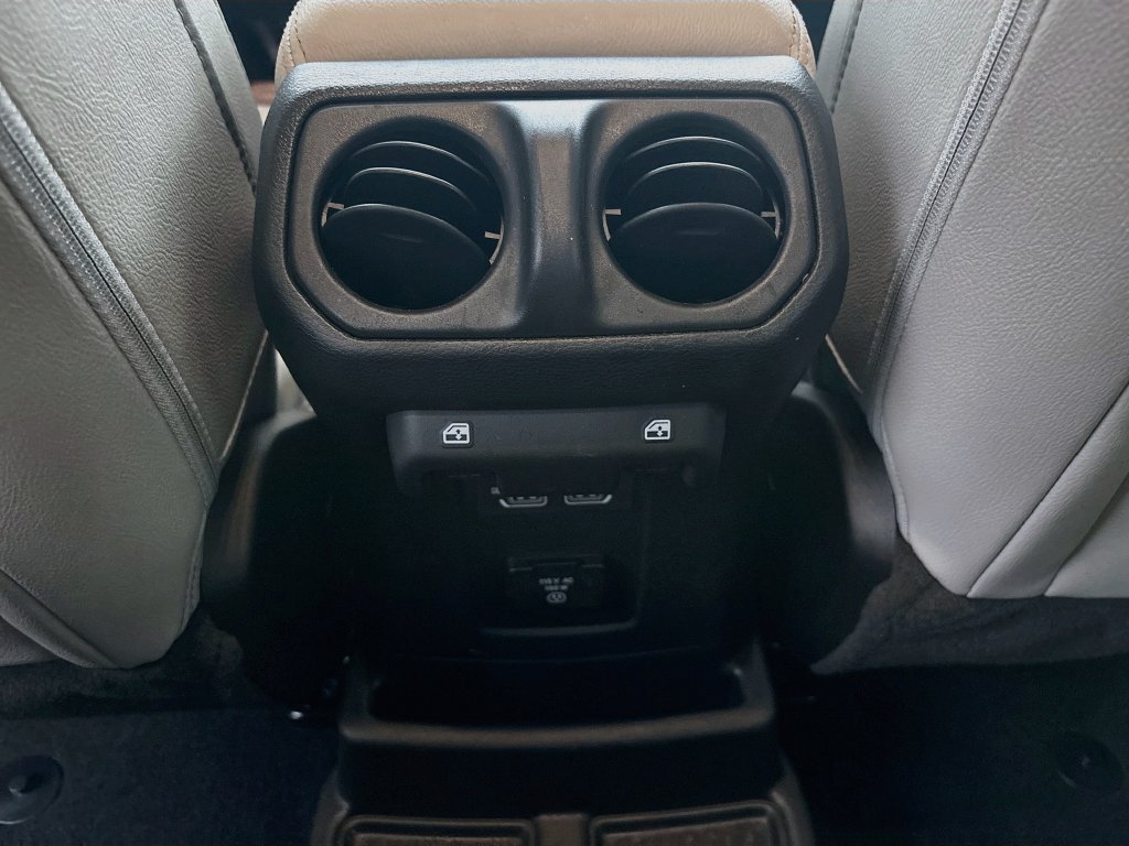 Certified 2023 Jeep Wrangler Unlimited Sahara AWD/4WD image 28