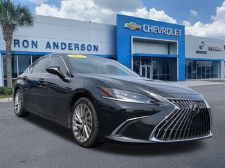 Used 2022 Lexus ES 350 Ultra Luxury w/ Accessory Package 2 FWD video 1