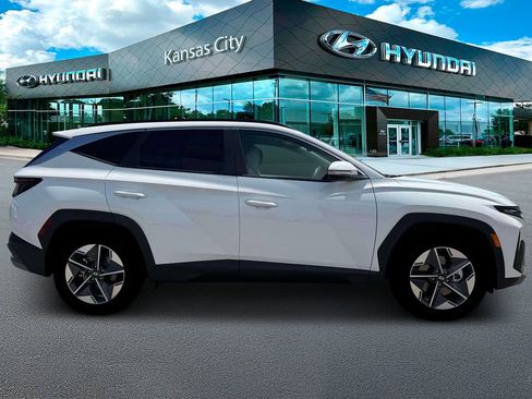 New 2026 Hyundai Tucson SEL image 9
