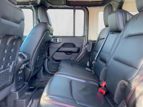 Used 2021 Jeep Wrangler Unlimited Rubicon image 12
