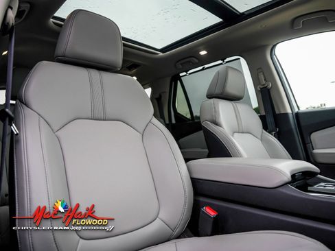 Used 2023 Honda Pilot Touring image 17