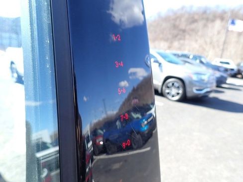 Used 2023 Ford Explorer XLT w/ Equipment Group 202A image 13