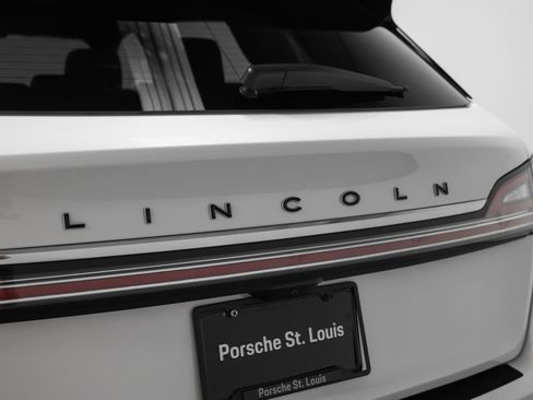 Used 2023 Lincoln Nautilus Black Label image 6