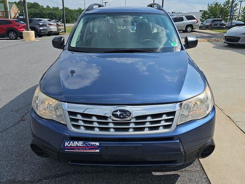 Used 2013 Subaru Forester 2.5X AWD/4WD image 2