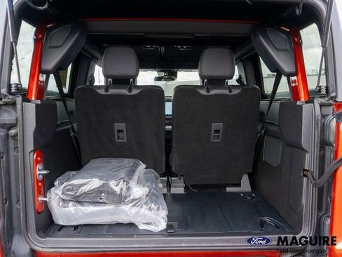 Used 2024 Ford Bronco Black Diamond image 10