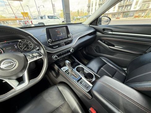 Used 2023 Nissan Altima 2.5 SR AWD/4WD image 28
