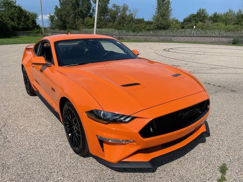 Used 2021 Ford Mustang GT Premium w/ GT Performance Package RWD image 38