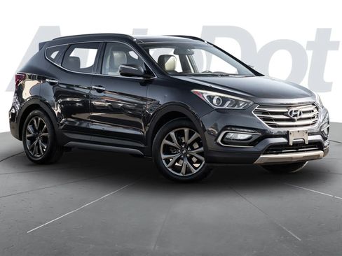 Used 2017 Hyundai Santa Fe Sport image 1