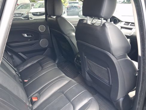 Used 2016 Land Rover Range Rover Evoque SE AWD/4WD image 27