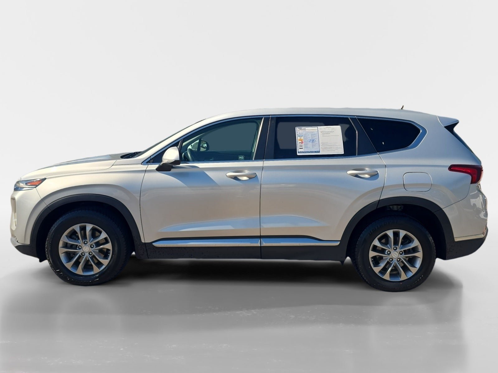 Used 2019 Hyundai Santa Fe SE AWD/4WD image 6