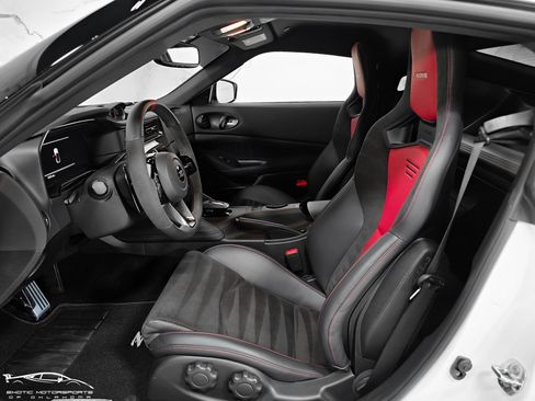 Used 2024 Nissan Z NISMO w/ Floor Mat Package RWD image 16