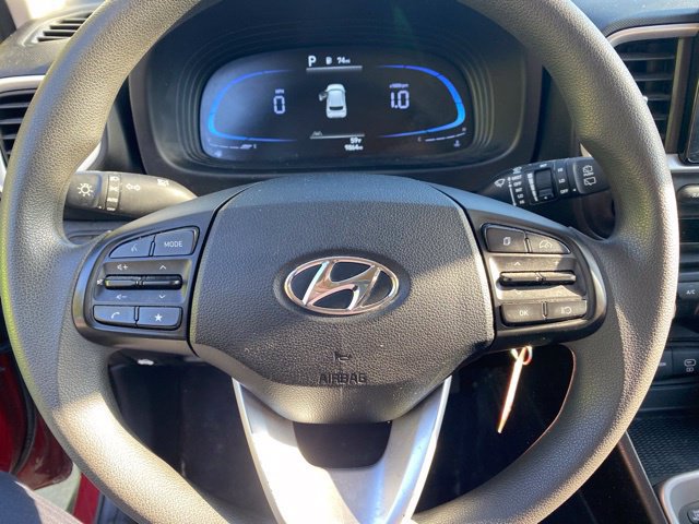 Used 2026 Hyundai Venue SE FWD image 21