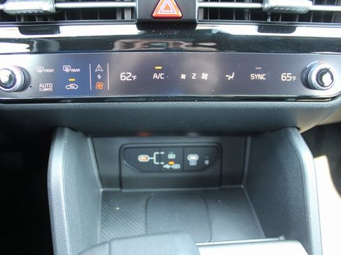 New 2026 Kia Sportage X-Line w/ X-Line Premium Package image 41