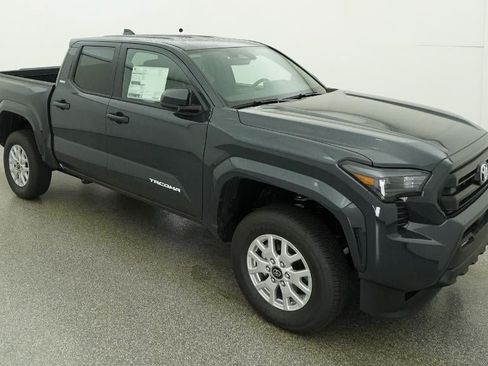 New 2026 Toyota Tacoma SR5 AWD/4WD image 13