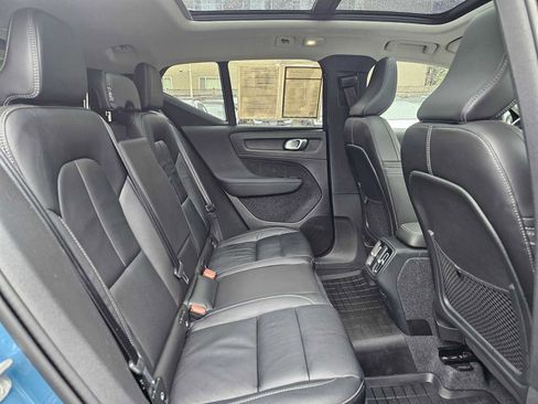 Certified 2023 Volvo XC40 B5 Ultimate w/ Protection Package Premier AWD/4WD image 14