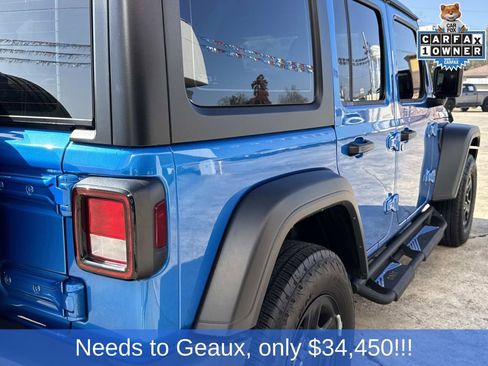 Used 2025 Jeep Wrangler Sport image 17