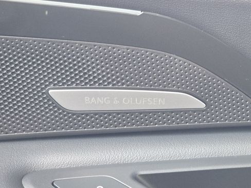 Certified 2025 Audi Q5 Premium Plus w/ Premium Plus AWD/4WD image 15