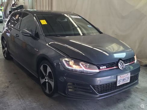 Used 2018 Volkswagen GTI S image 3