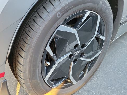 Certified 2024 Hyundai Ioniq 5 Limited image 5