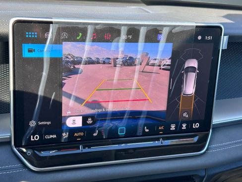 New 2026 Volkswagen Tiguan SE FWD image 25