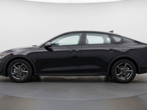 Used 2025 Kia K4 LXS image 5