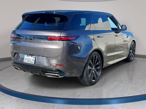 Certified 2025 Land Rover Range Rover Sport Dynamic SE image 5