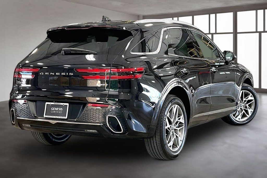 Used 2024 Genesis GV70 2.5T AWD/4WD image 7