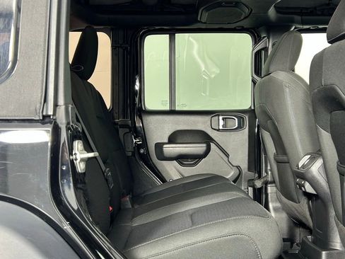Used 2023 Jeep Wrangler Unlimited w/ 8.4" Radio Group AWD/4WD image 12