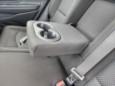 Used 2023 GMC Terrain SLE w/ Driver Convenience Package image 15