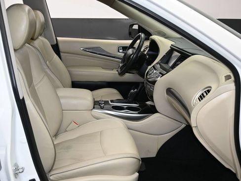 Used 2019 INFINITI QX60 Luxe w/ Essential Package FWD image 34