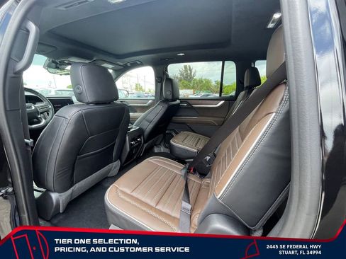 New 2026 GMC Acadia Denali Ultimate FWD image 13