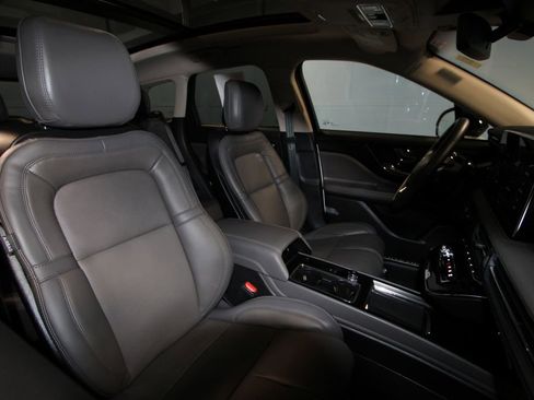 Used 2024 Lincoln Corsair Grand Touring w/ Equipment Group 302A image 27