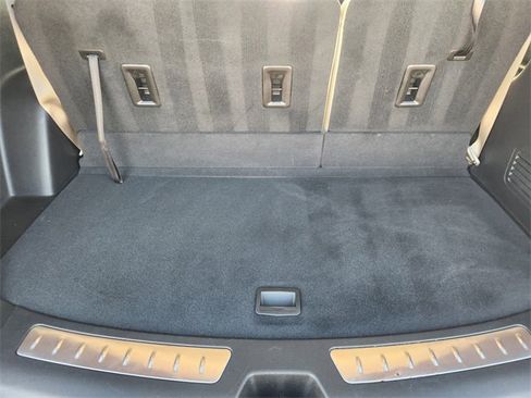 Used 2022 Buick Enclave Essence image 33