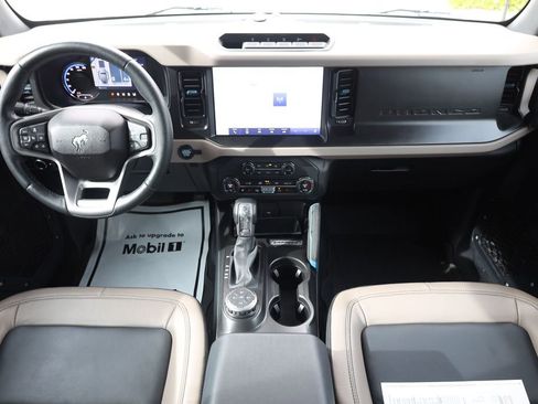 Used 2023 Ford Bronco Wildtrak AWD/4WD image 17